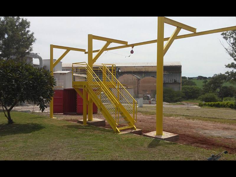 Projetos de Linha de Vida Fixa em Prticos para reas Externas - Segurana e Eficincia Projetos de Linha de Vida Fixa em Prticos para reas Externas - Segurana e Eficincia